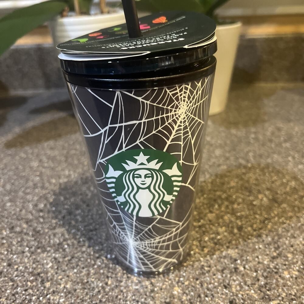 Starbucks Halloween 2021 Glow in Dark Spider web Grande 16oz Cold Cup Tumbler